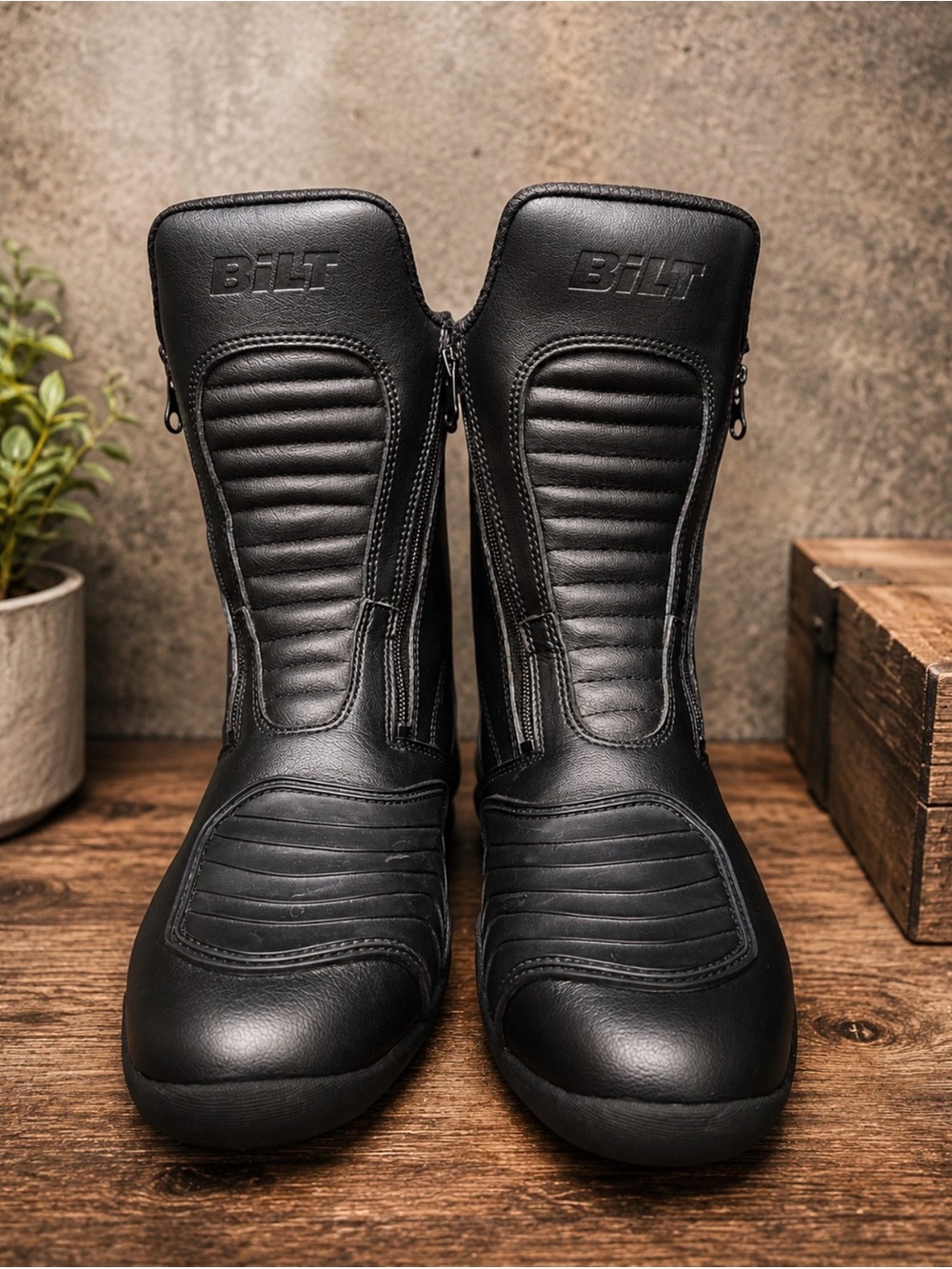 BILT Women’s Motorcycle Riding Boots Black Side Zip Size 6